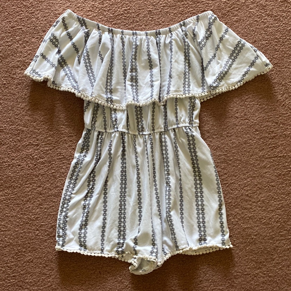 White Romper Rue 21